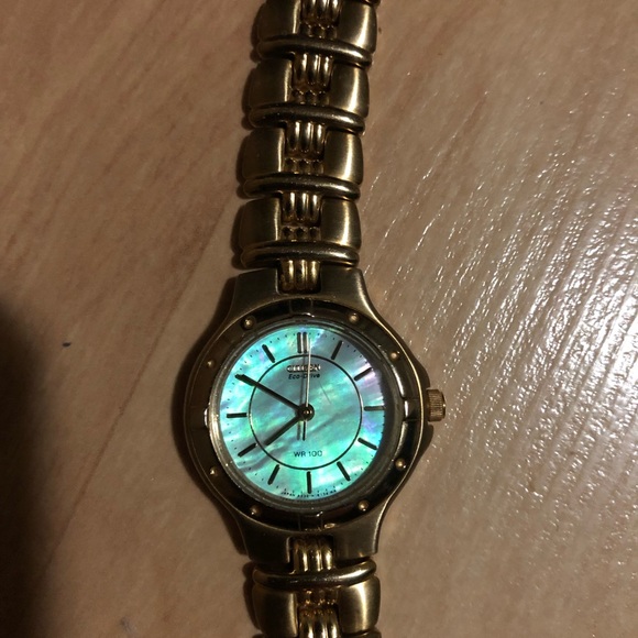 Authentic CITIZEN EcoDrive Mother of Pearl FACE (green pink white) Gold Watch - Picture 2 of 5